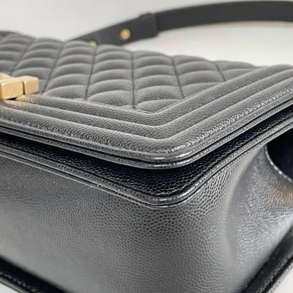 $6500 Chanel Boy Old Medium - Picture 13 of 16